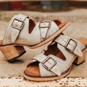 Freebird by Steven Caprice Sandals